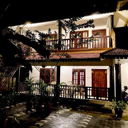 Tattwamasi Ayuryoga With Breakfast And Yoga Hotell Varkala Exteriör bild