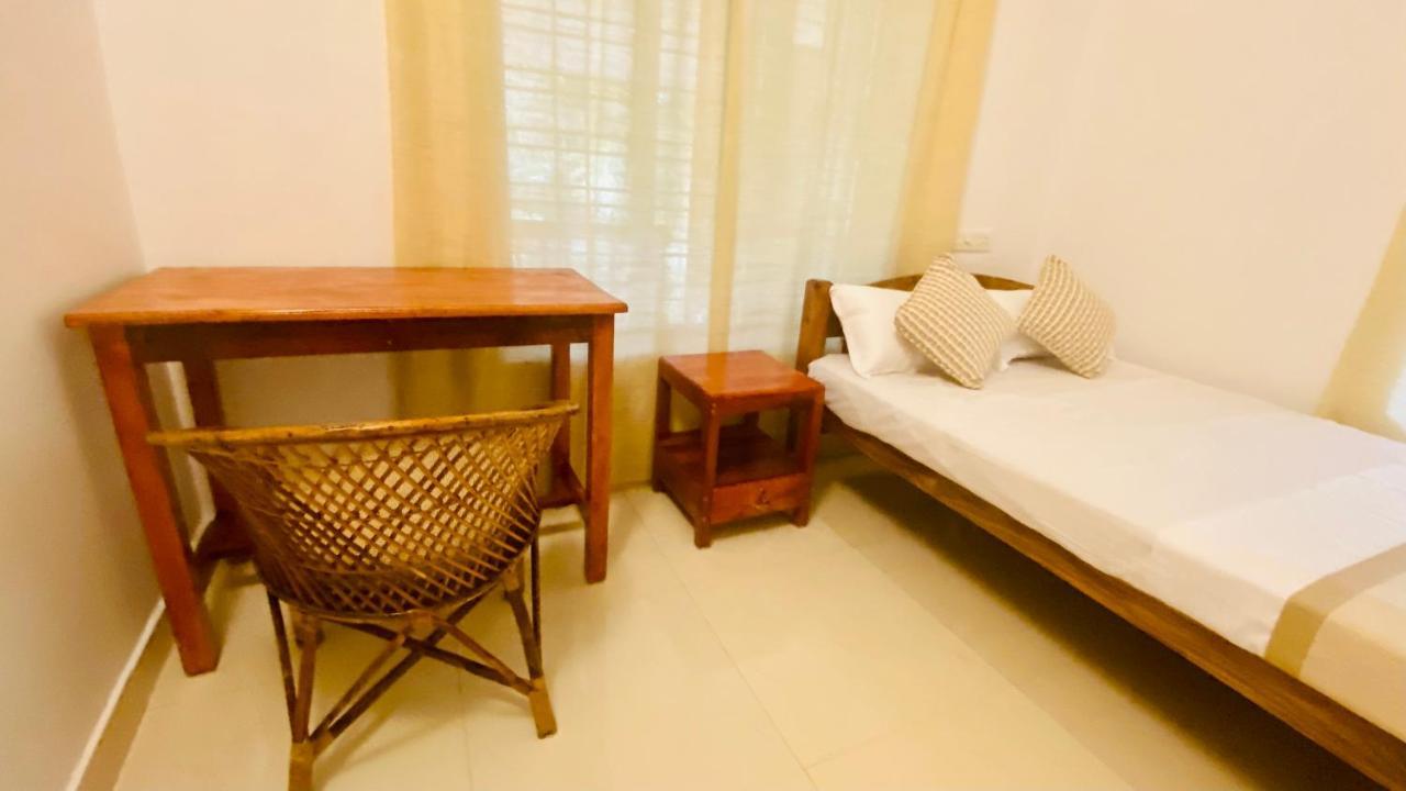 Tattwamasi Ayuryoga With Breakfast And Yoga Hotell Varkala Exteriör bild