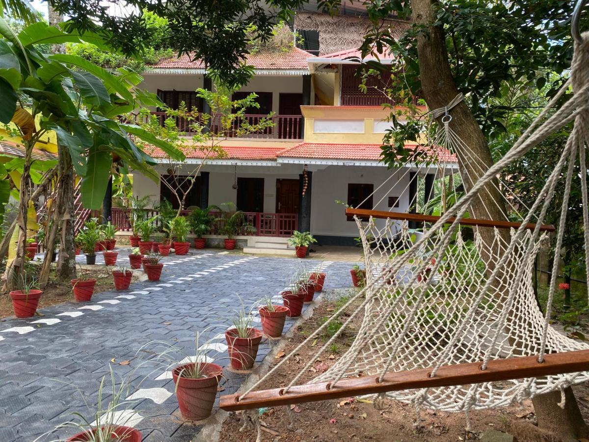 Tattwamasi Ayuryoga With Breakfast And Yoga Hotell Varkala Exteriör bild