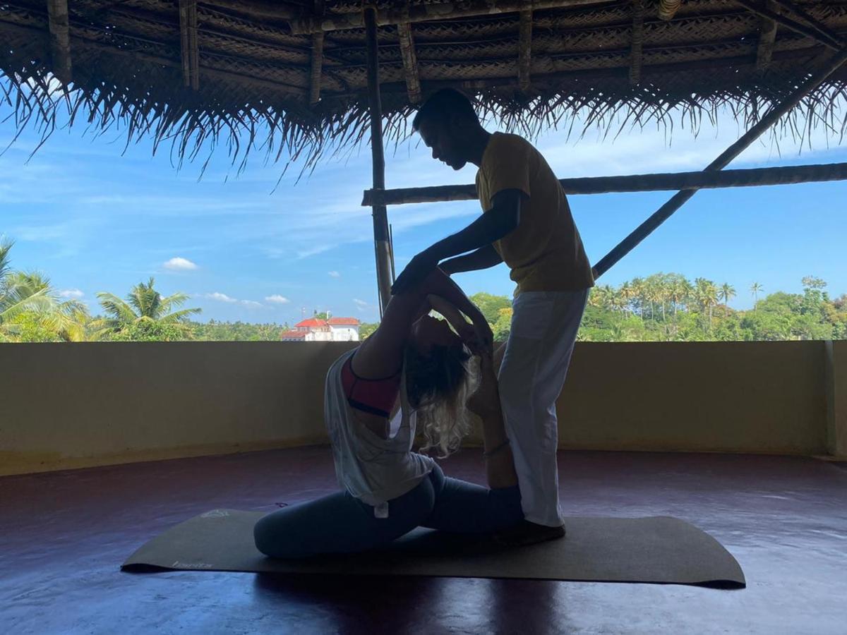 Tattwamasi Ayuryoga With Breakfast And Yoga Hotell Varkala Exteriör bild